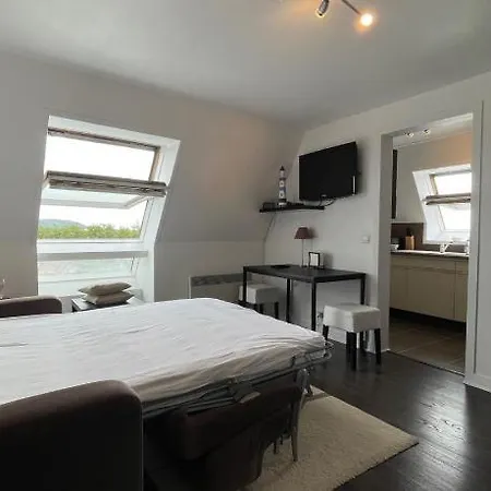 T1 Comfort With Open View *